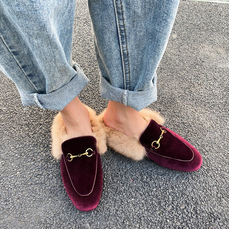 Wear rabbit fur slippers