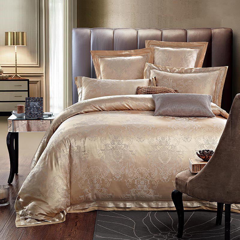 4-Piece Set of European-Style Light Luxury Bedding