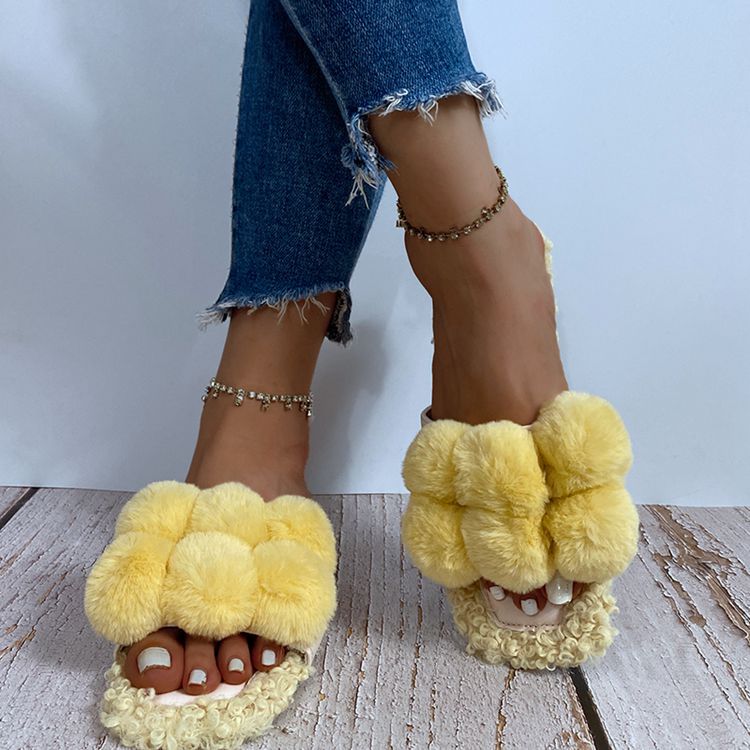 Fashion Ladies Colorful Fur Ball Slippers