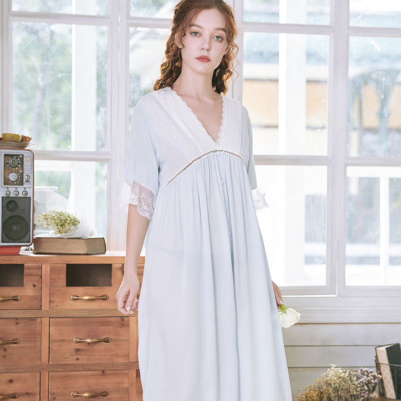 Loose plain cotton silk nightdress