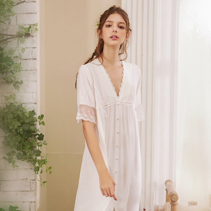 Loose plain cotton silk nightdress