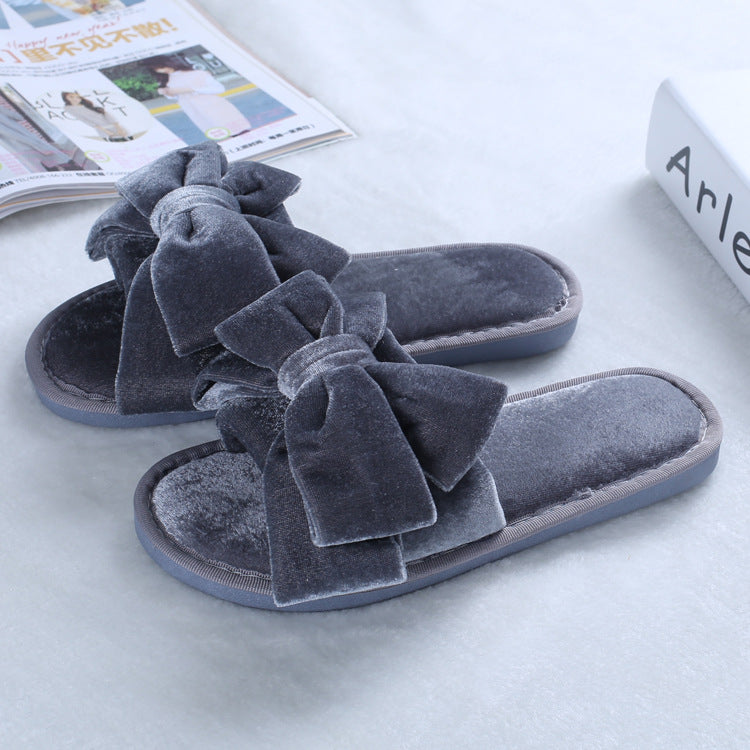 Winter plush slippers