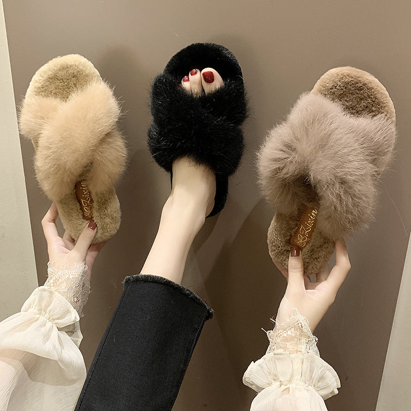 Cross fur slippers